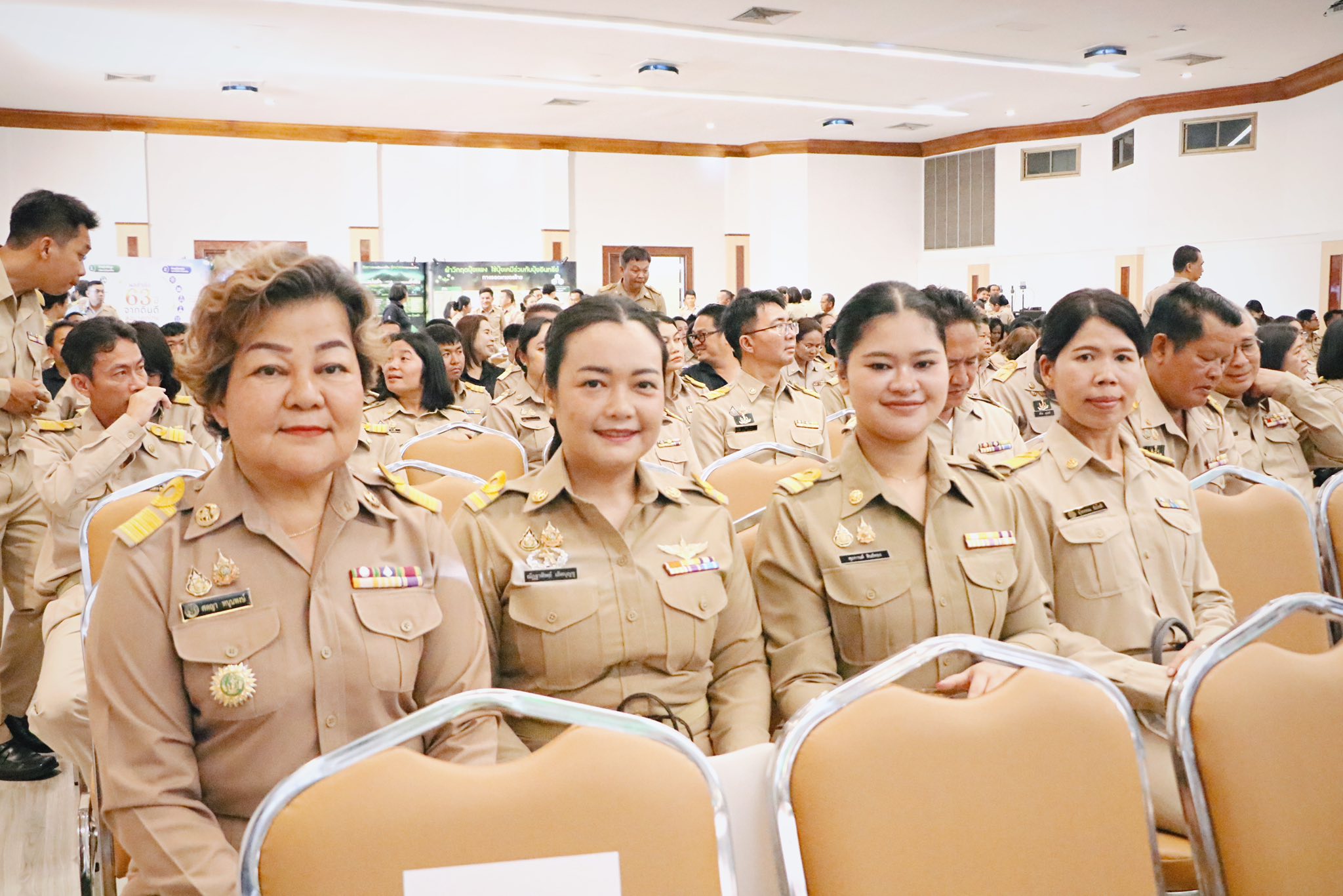 title - ส.ป.ก. ร่วมเป็นเกียรติและแสดงความยินดีในวันสถาปนาครบรอบ กรมพัฒนาที่ดิน “63 ปี จากดินดี สู่อนาคตไทย“